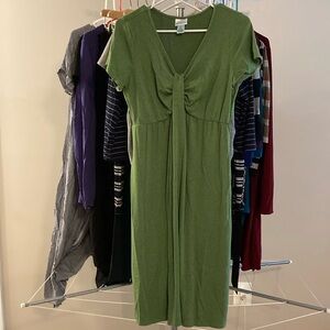 Motherhood Maternity Size M Green Dress